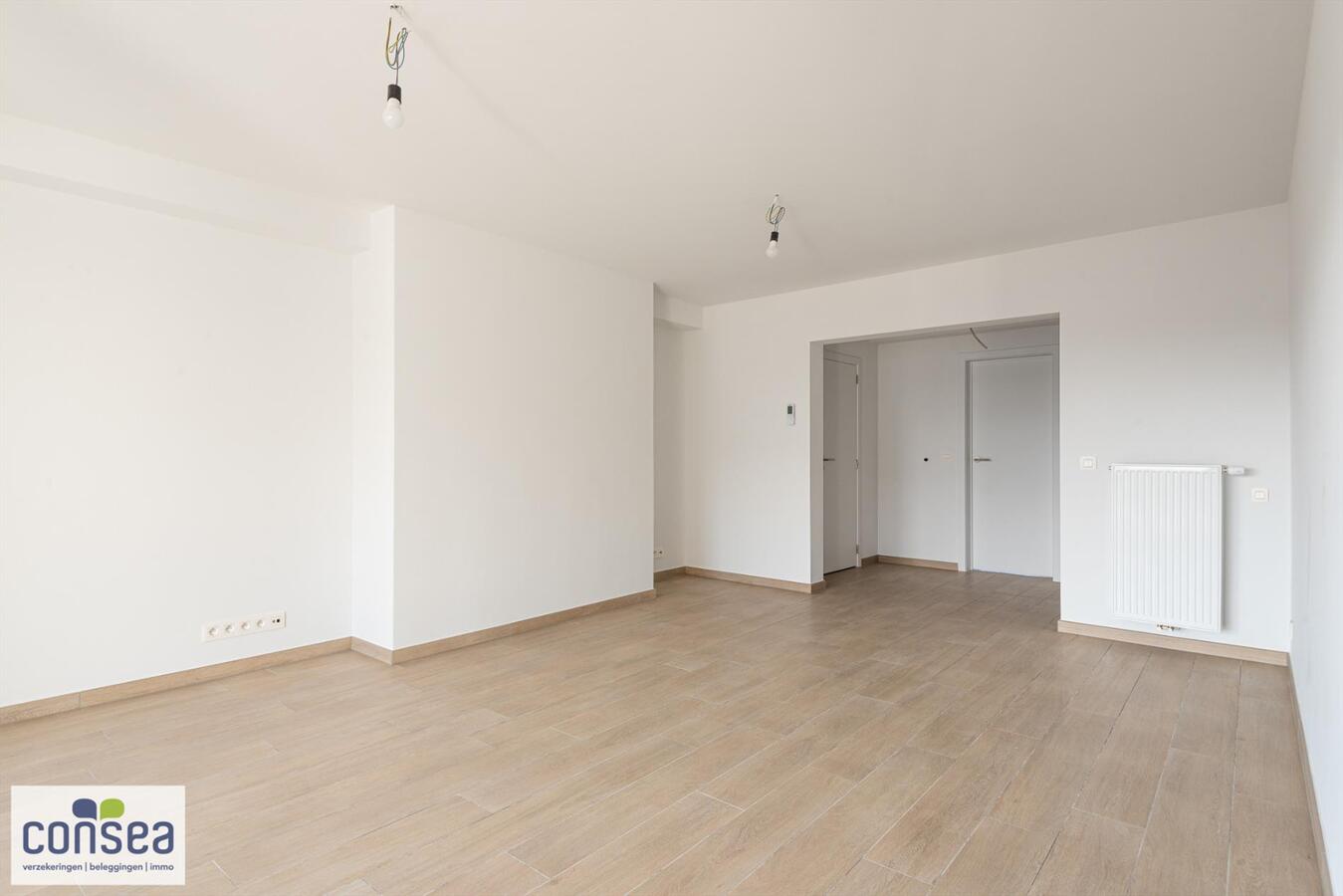 Lichtrijk appartement in het centrum van Maldegem met zicht op de kerk en overdekt terras van 15m&#178; 