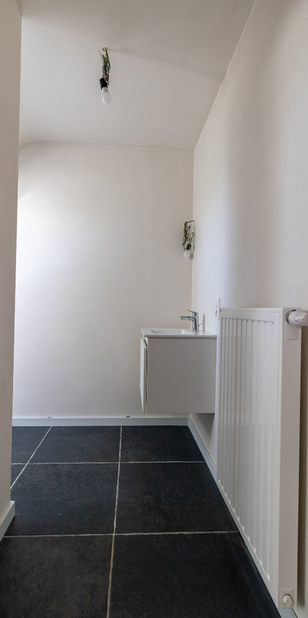 Gerenoveerde gezinswoning met 4 slaapkamers te Koekelare 