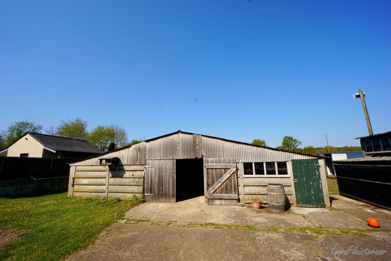 Instapklare woning met paardenstallen en weides te Heppen op ca. 2 ha 