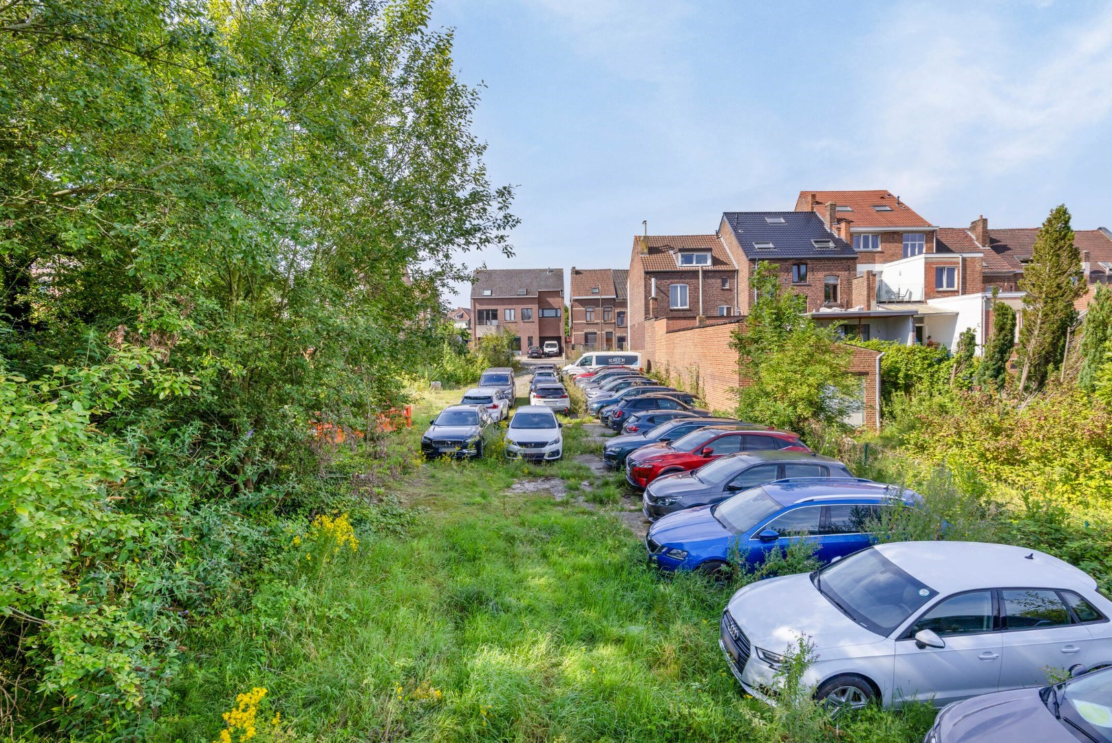Twee bouwgronden of projectgrond te koop 
