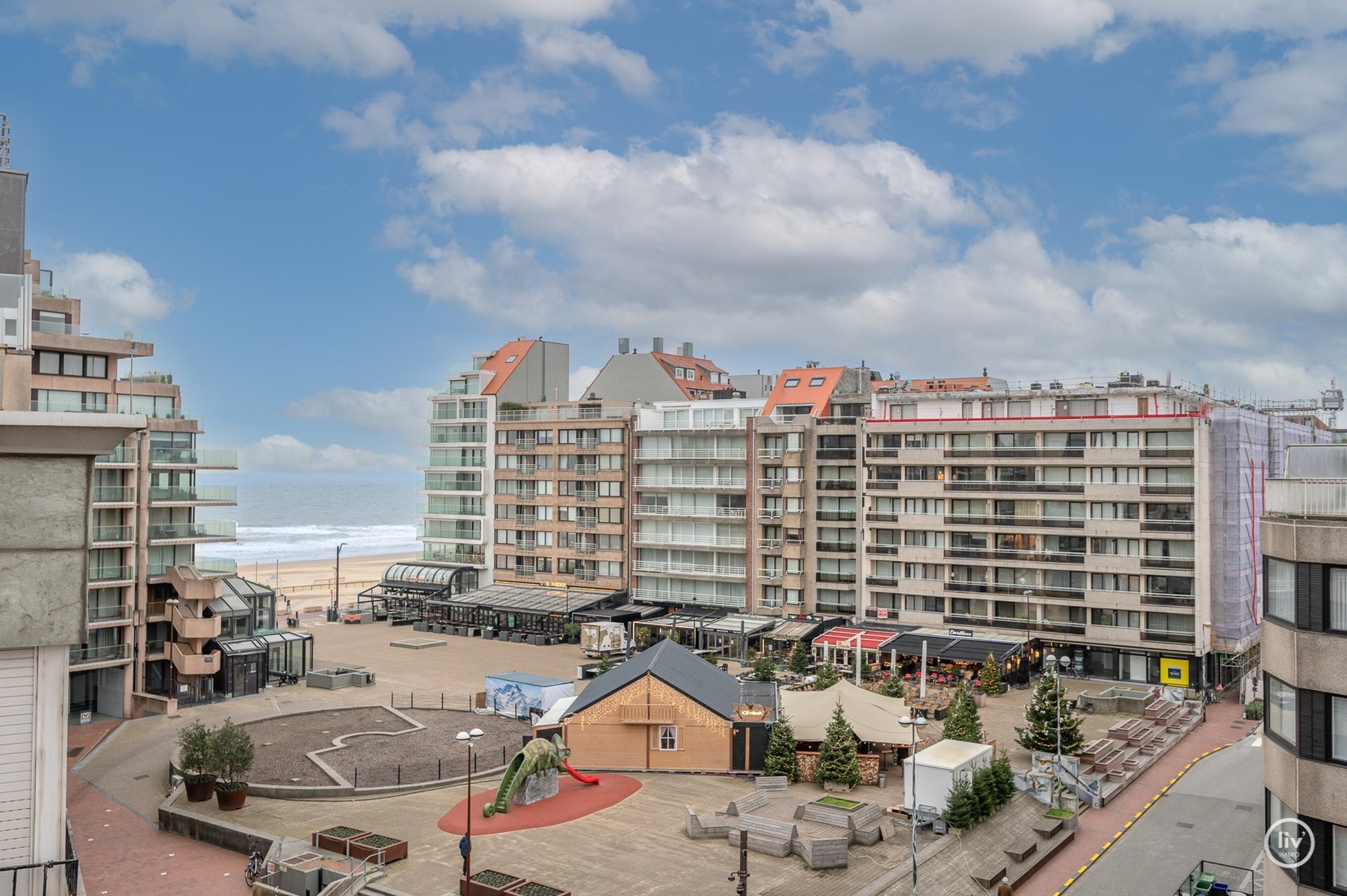 Appartement neuf enti&#232;rement fini avec des vues agr&#233;ables situ&#233; au centre de Knokke. 