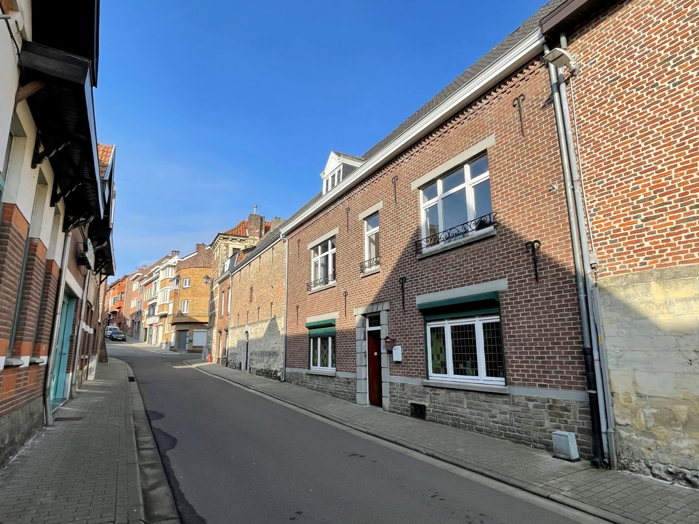 zicht Corverstraat naar de markt 