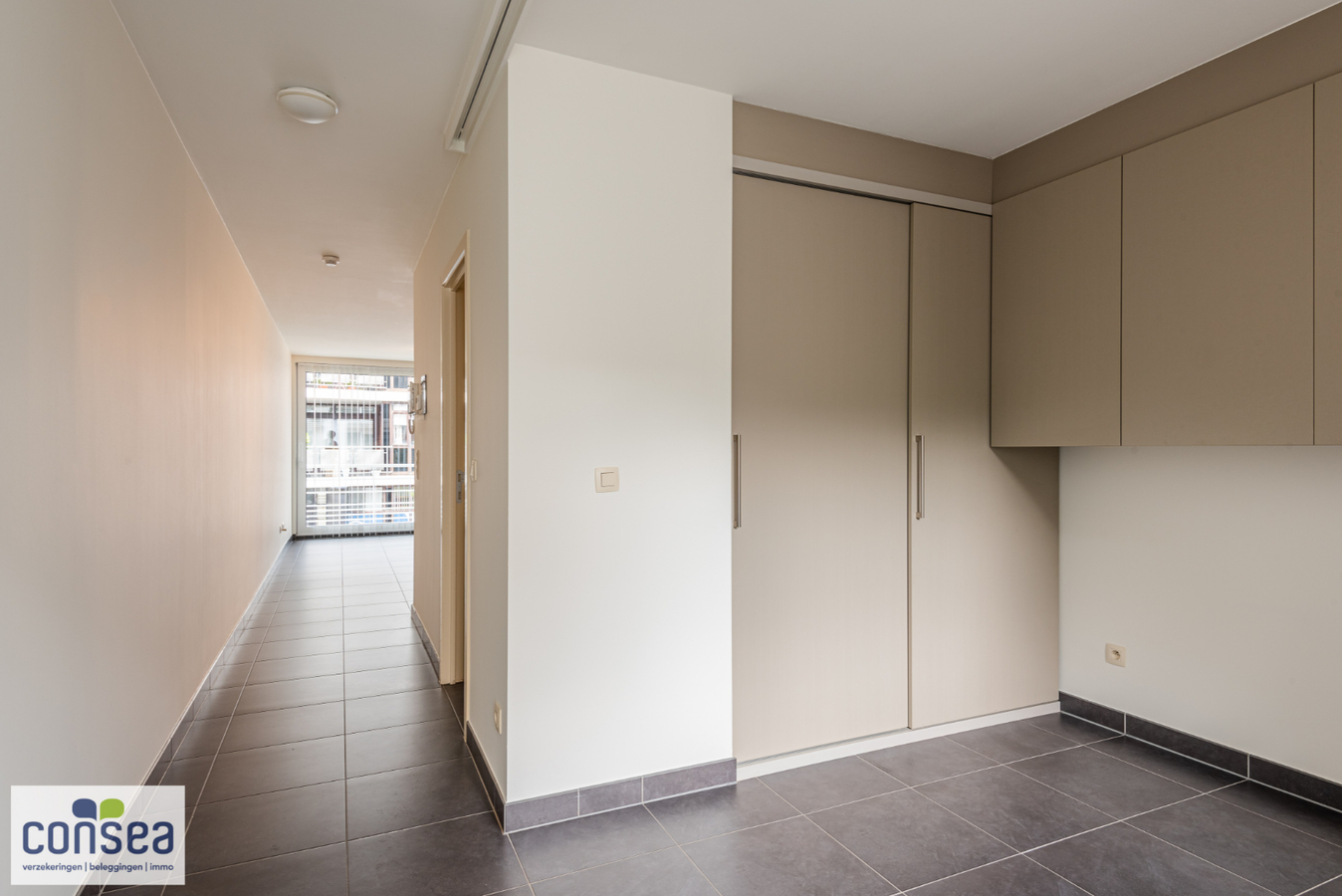 Modern, praktisch ingericht &#233;&#233;n-slaapkamer-appartement in centrum Aalter 