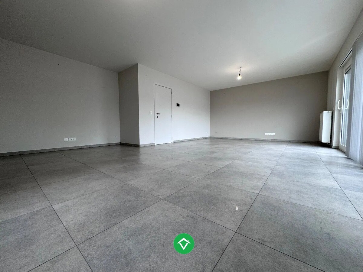 Appartement met 2 slaapkamers en zeer groot terras te Koekelare 