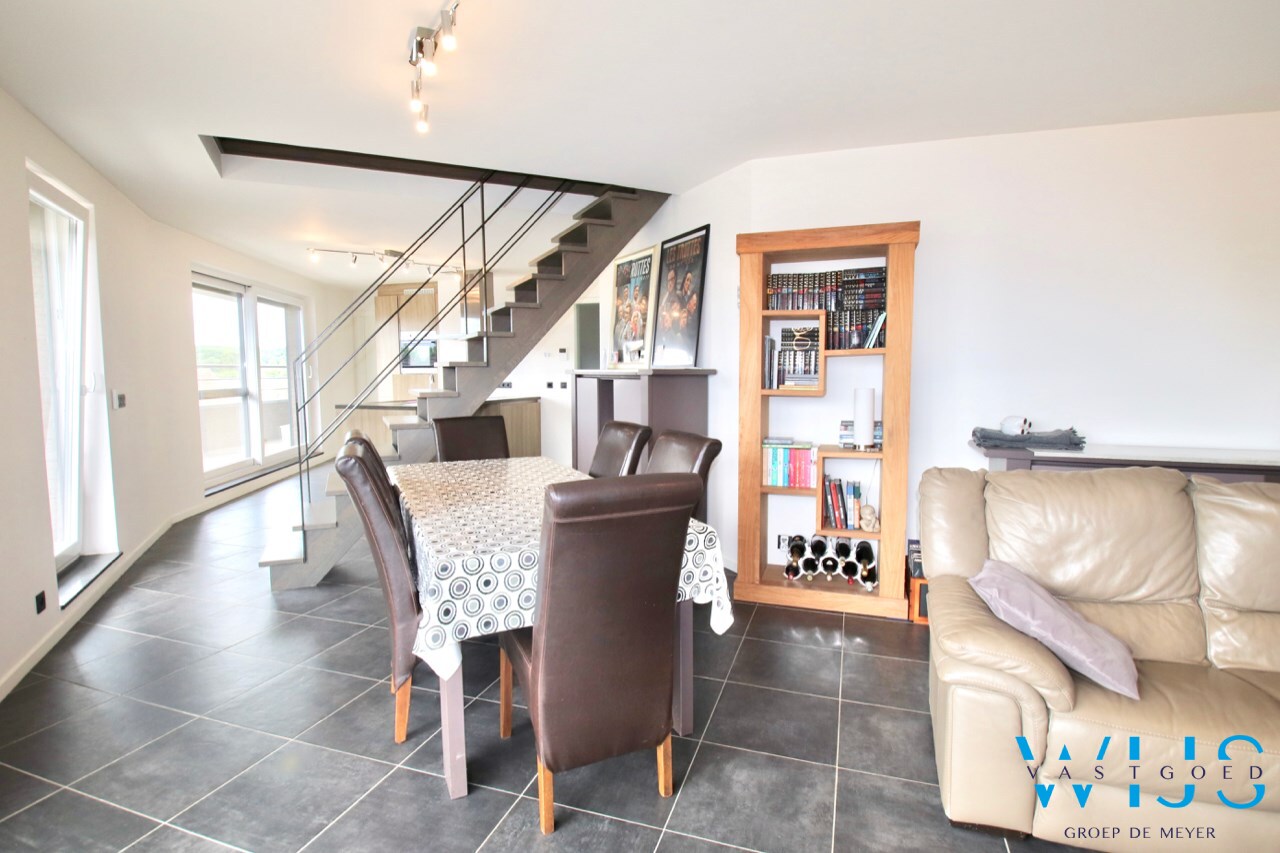 Instapklaar appartement met ruim zonneterras &amp; garage te Evergem ! 