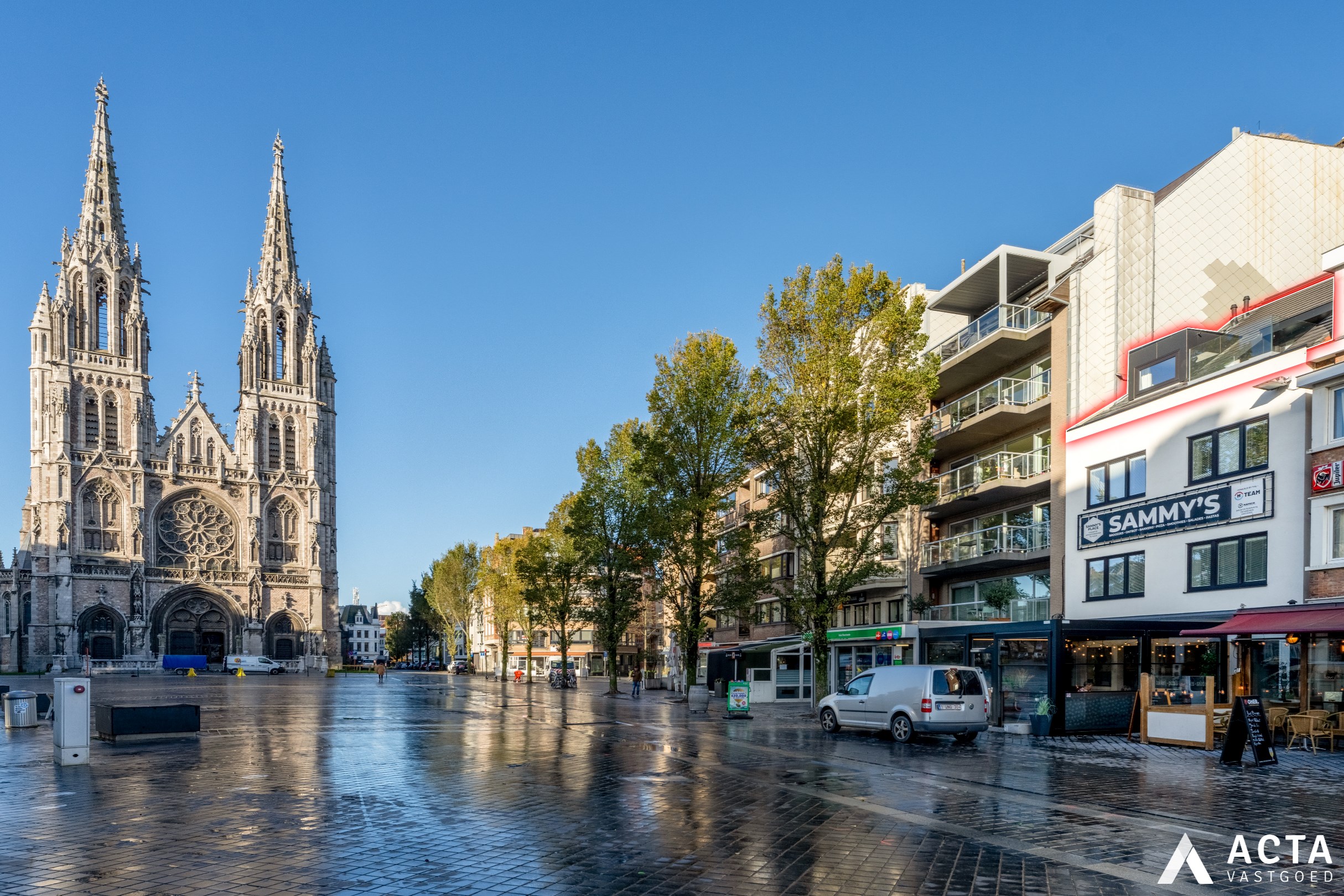 Gerenoveerd duplexappartement met twee slaapkamers aan de Visserskaai van Oostende 