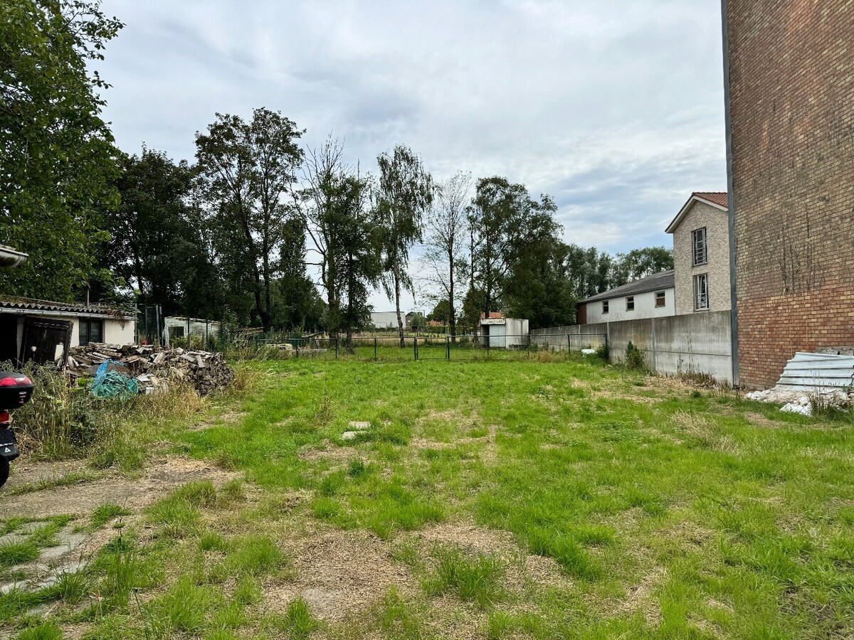 Karaktervolle woning met 4 slaapkamers te Wijnendale 