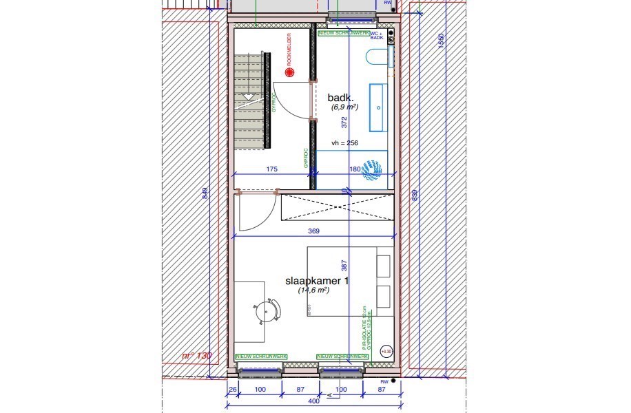 Gerenoveerde rijwoning met 3 slaapkamers 