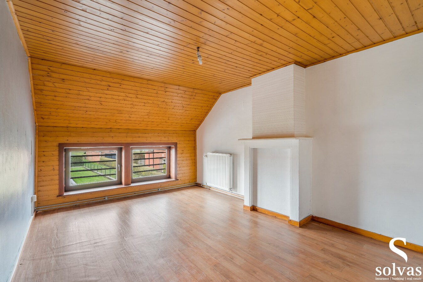 Te renoveren woning met 3 slaapkamers! 