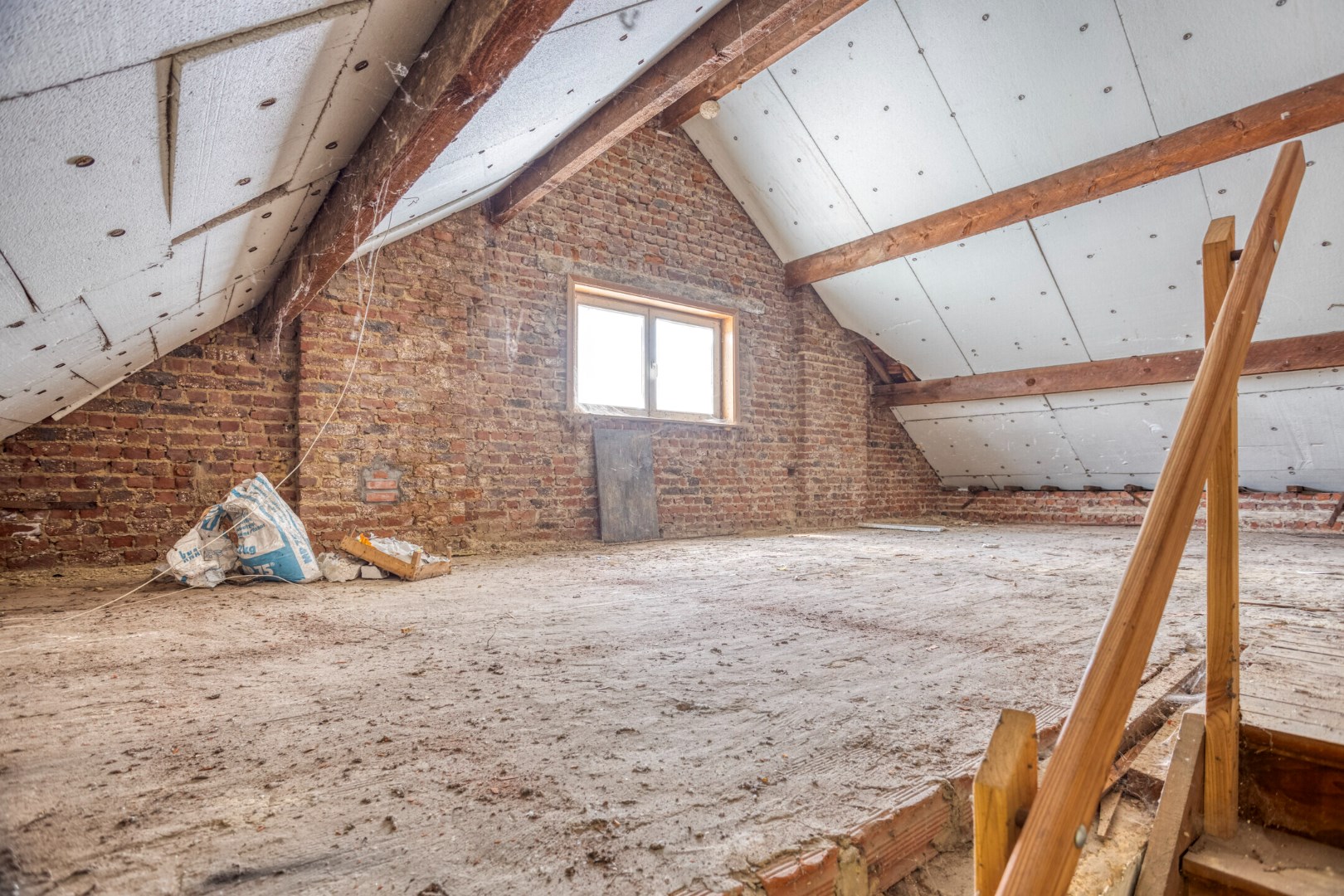 Unieke kans voor te renoveren woning te Boutersem op een prachtig perceel  – EPC 579 kWh/m&#178; jaar - bewoonbare oppervlakte 176 m&#178; 