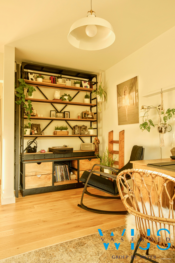 Prachtig 3 slaapkamerappartement in hartje Lembeke ! 
