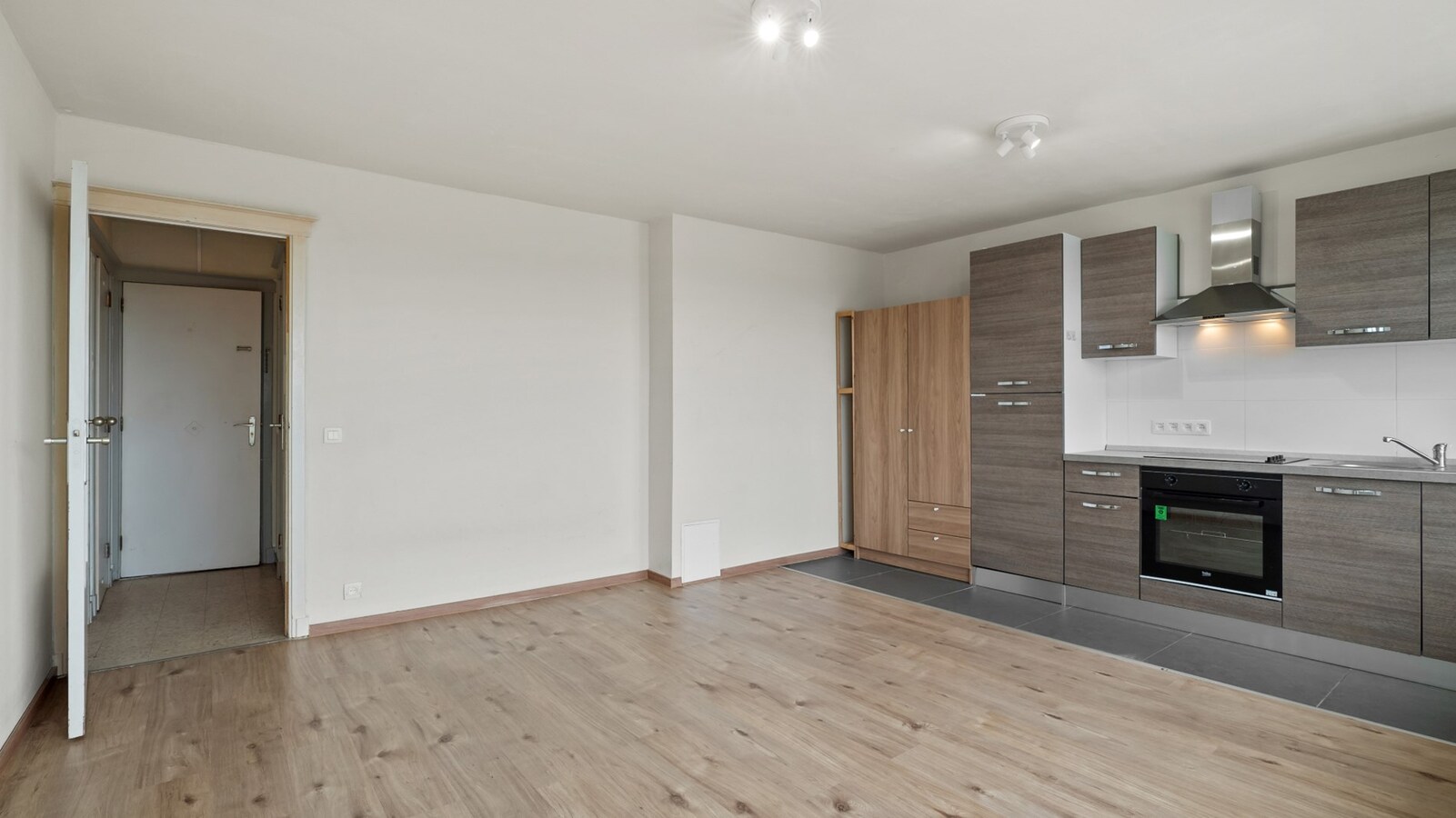 HEVERLEE - grote studio met panoramisch zicht en groot terras 
