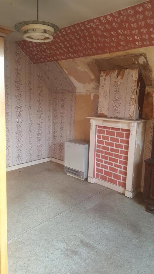 TE KOOP: WONING VOOR RENOVATIE 