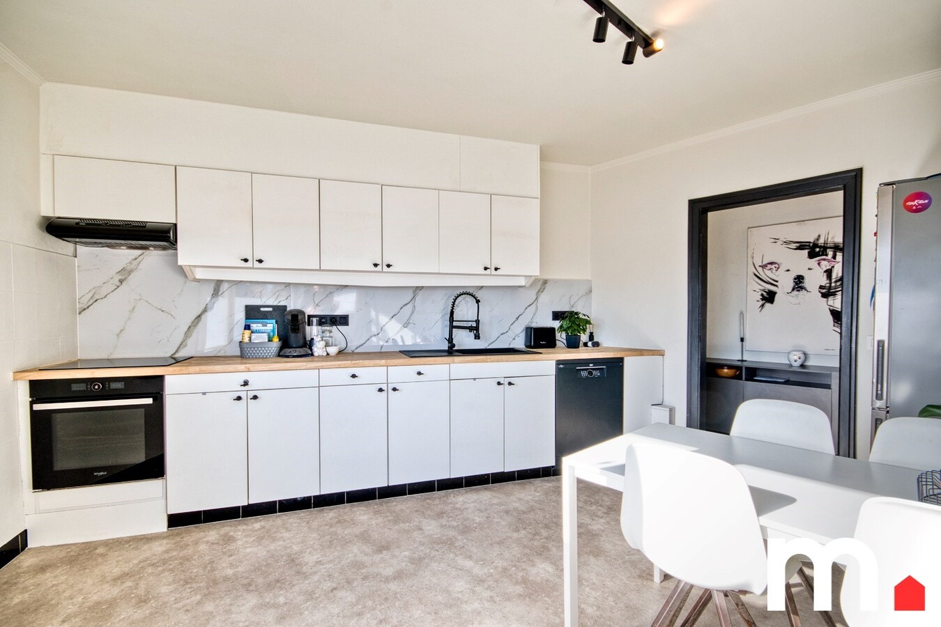 Tof &amp; Trendy bemeubeld appartement met 3 slaapkamers, 2 badkamers en garage te Heule ! 