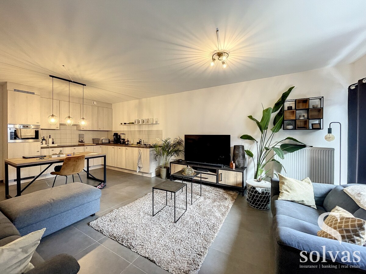 Modern appartement met  slaapkamers 