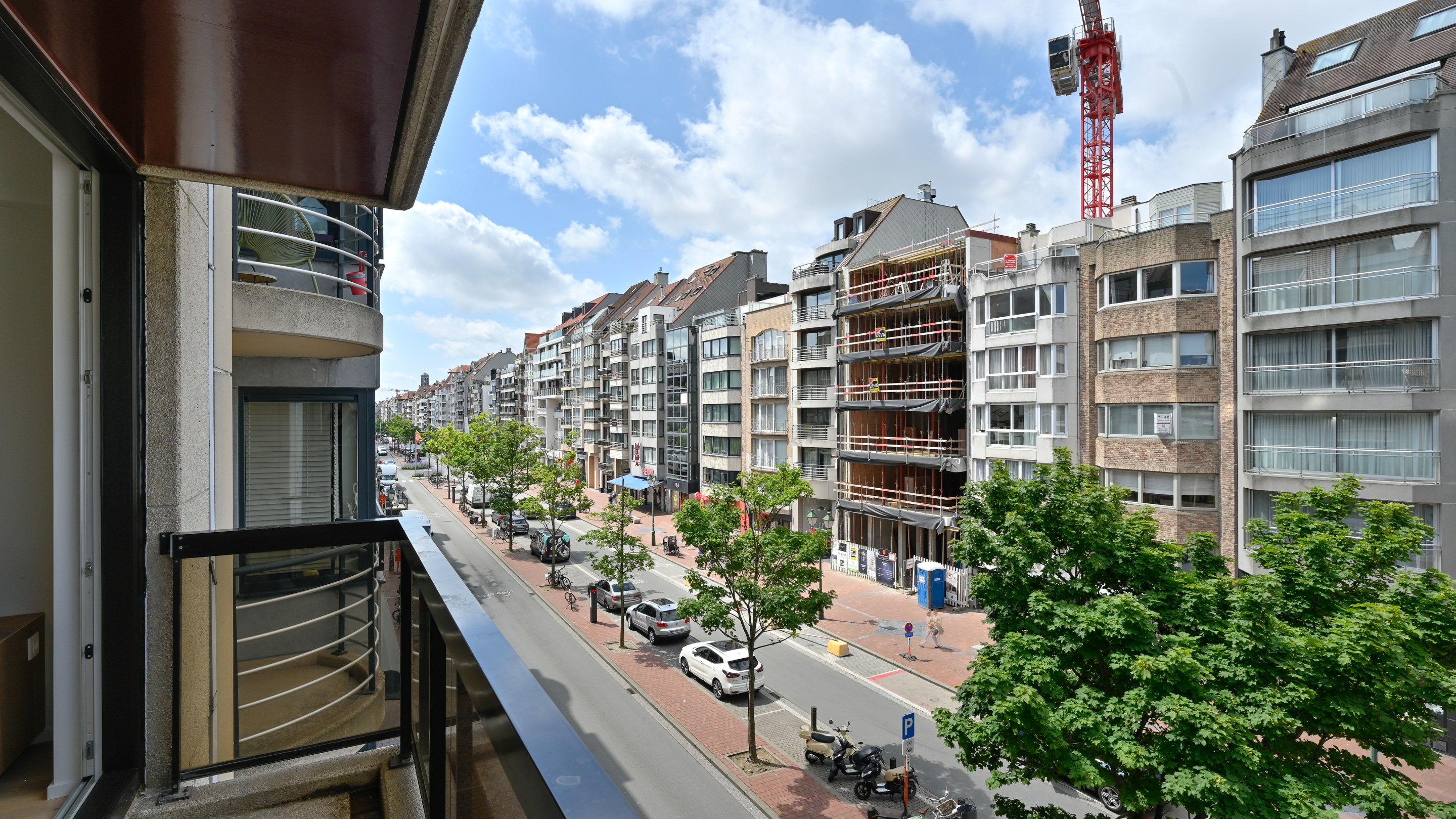 EXCLUSIEF APPARTEMENT MET 3 SLAAPKAMERS EN UITSTEKENDE LIGGING IN HARTJE KNOKKE 