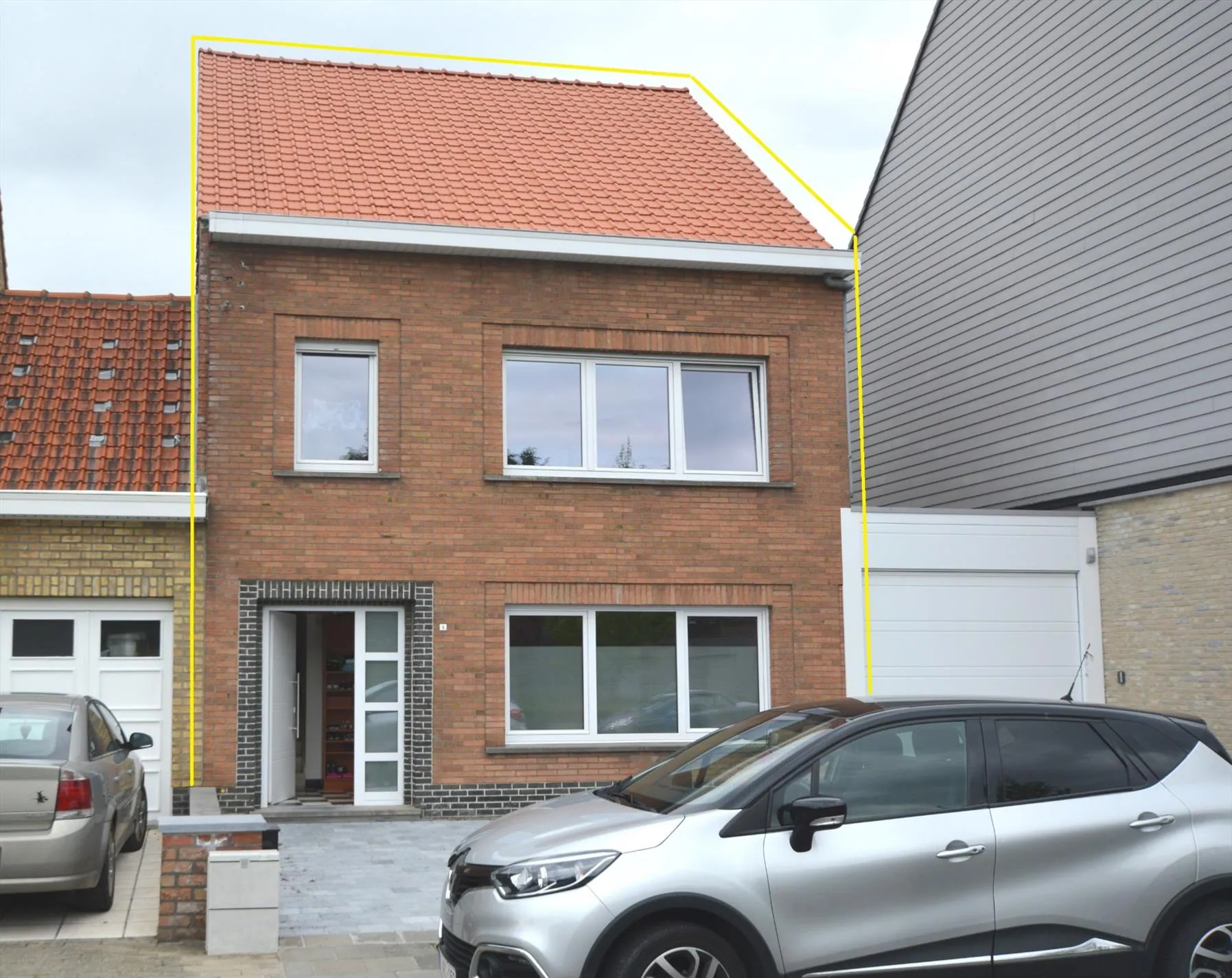 Drie-slaapkamer woning in het centrum van Oudenburg