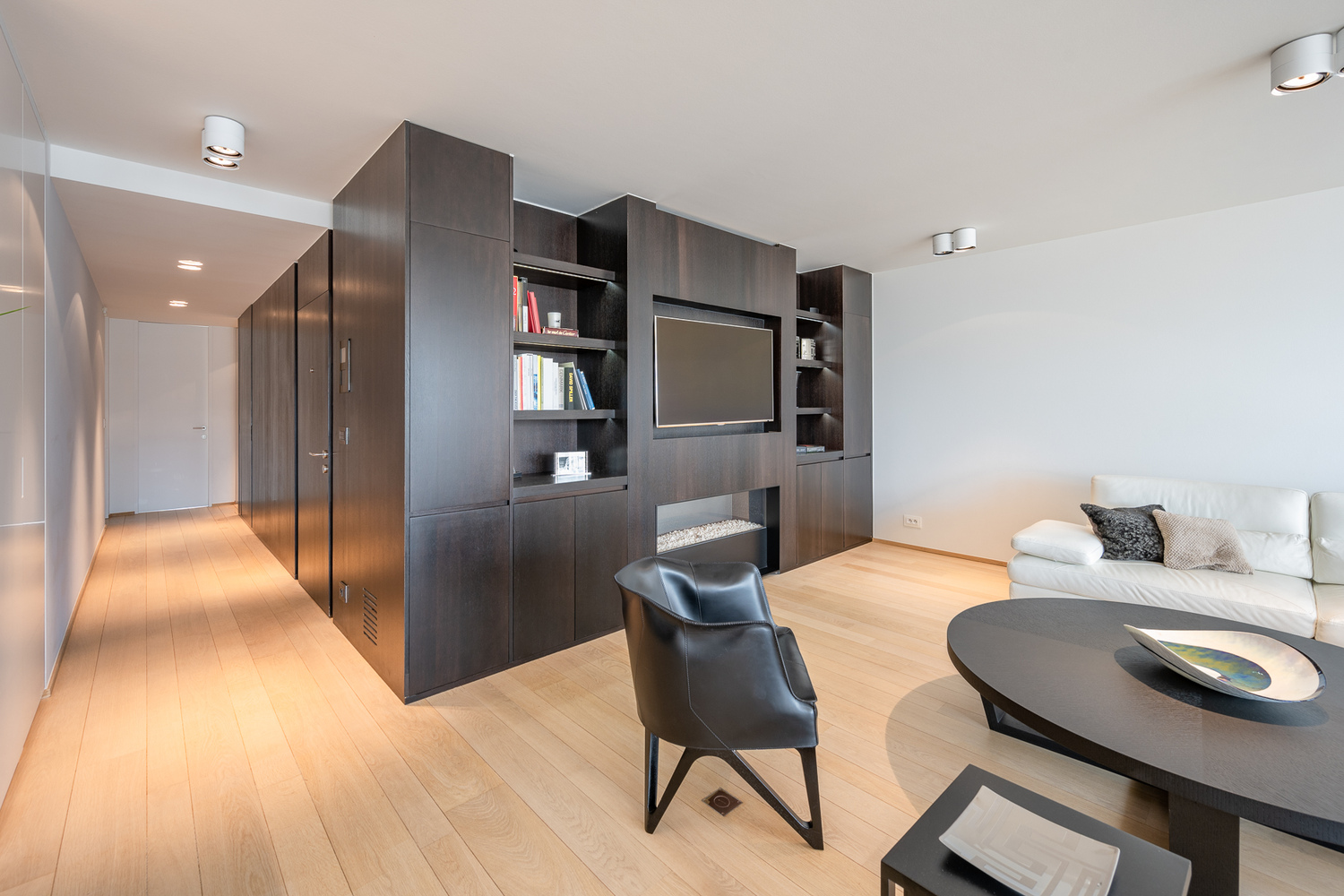 Appartement (largeur de fa&#231;ade de 8,6 m !) avec 3 chambres sur l&#39;exclusive Place Albert &#224; Knokke-Zoute. 