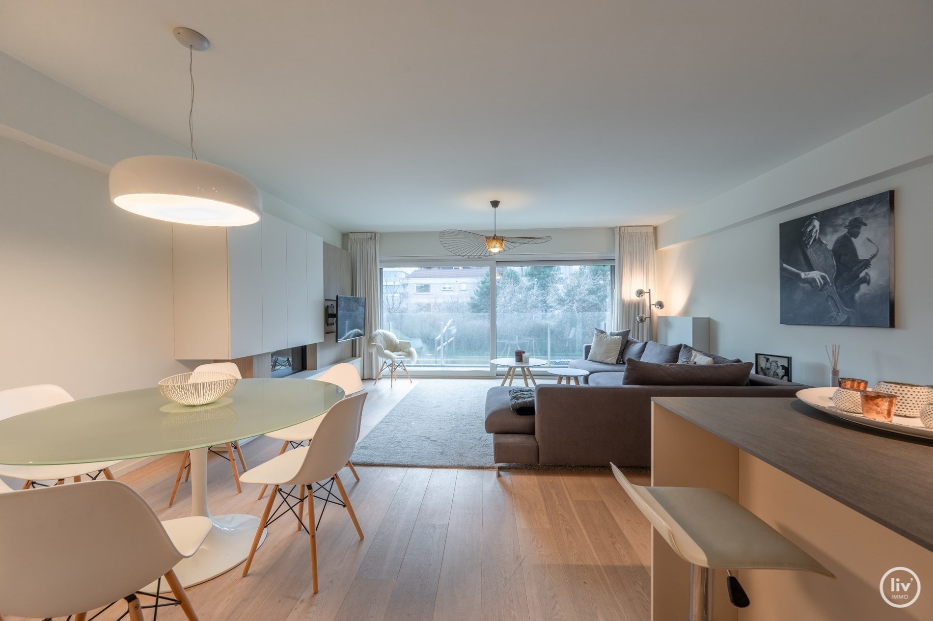 R&#233;cent (2015) appartement uitzonderlijk goed gelegen met open zicht over het Ijzerpark te Knokke. 