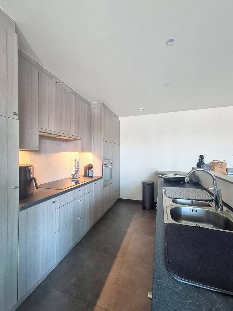 Appartement met 2 slpks en garage 