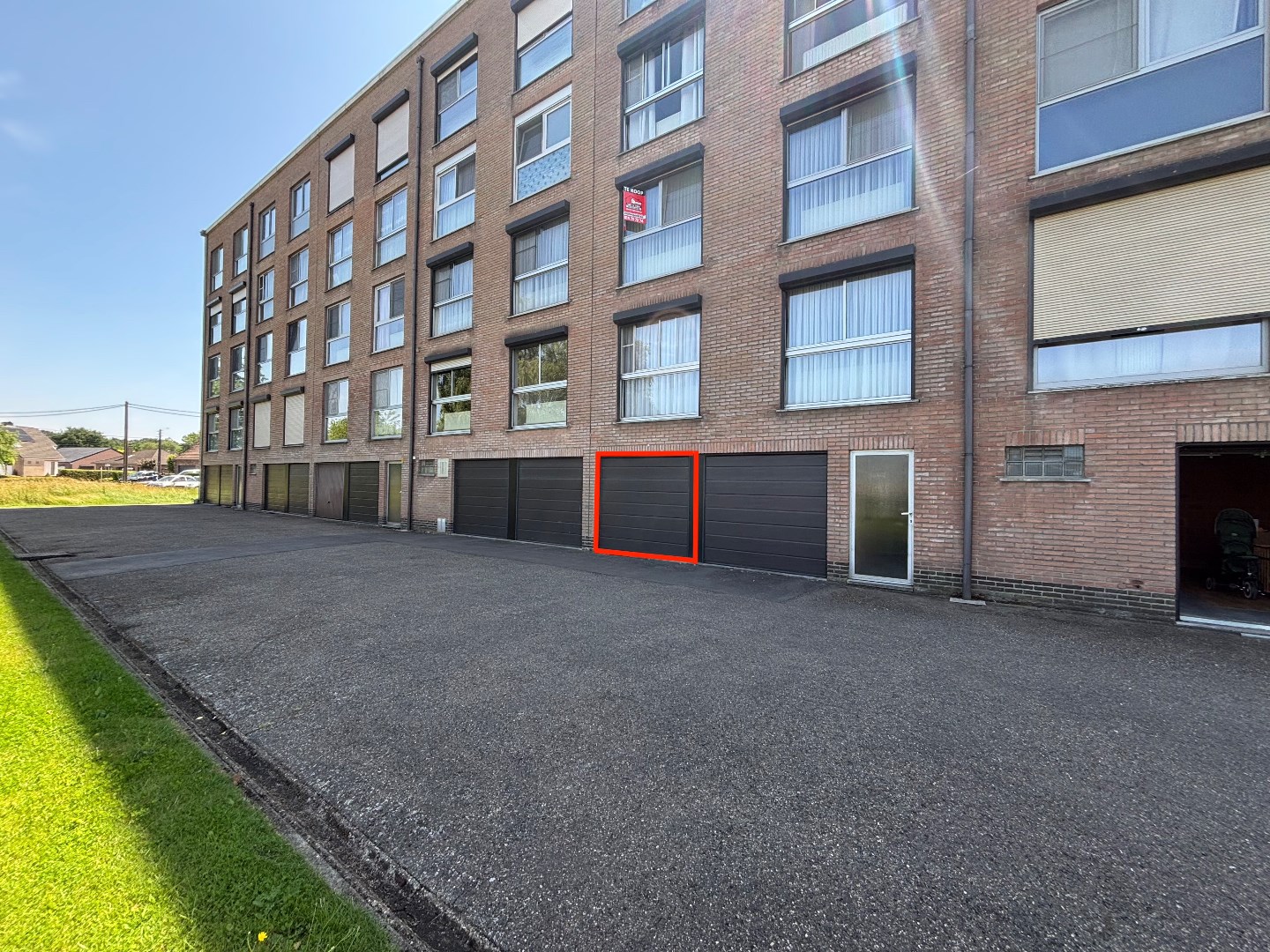 Energiezuinig 2 slpk. appartement met garage nabij het centrum van Leopoldsburg 