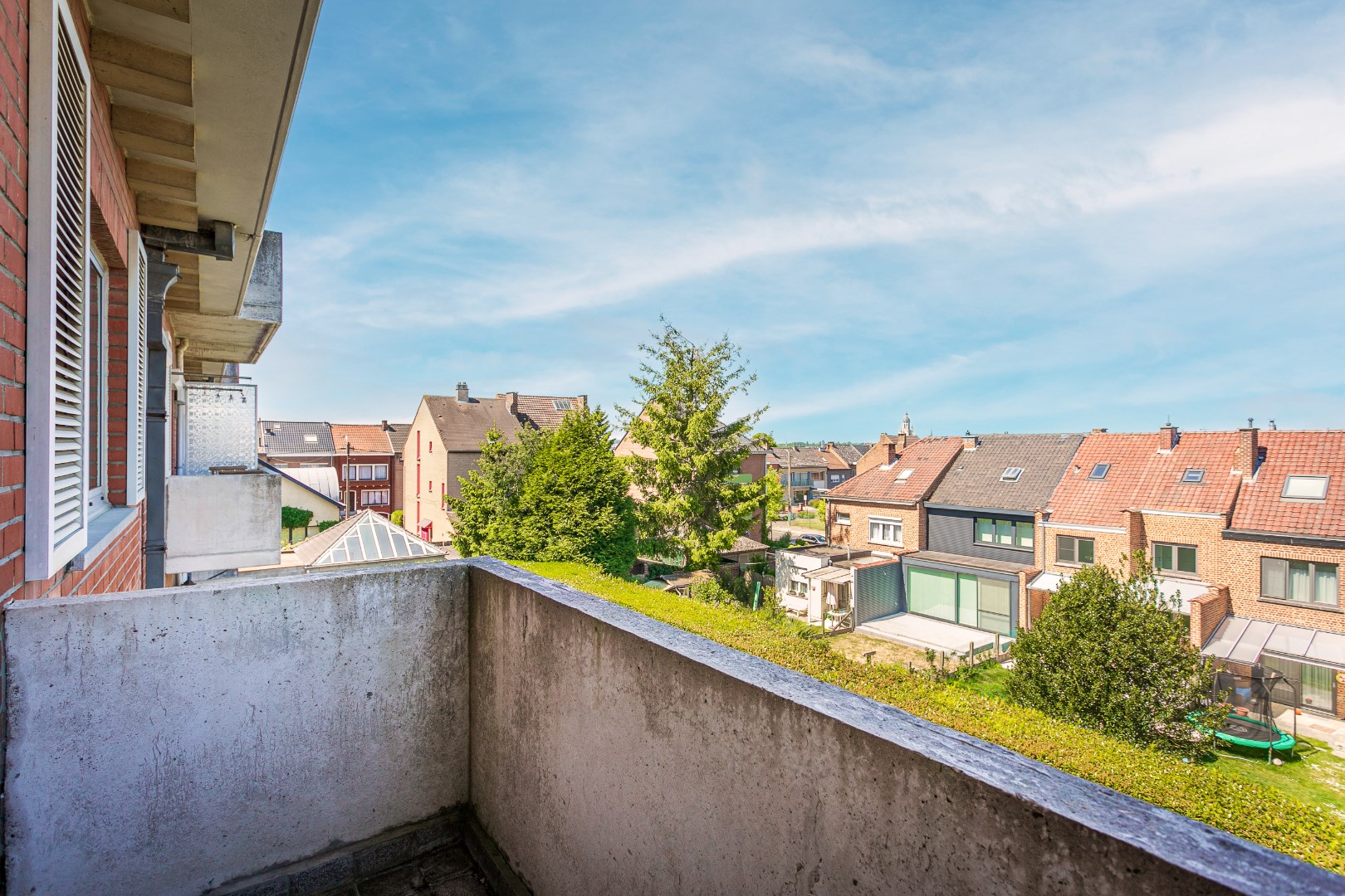App. 2 slpks, terras, kelder en garage 