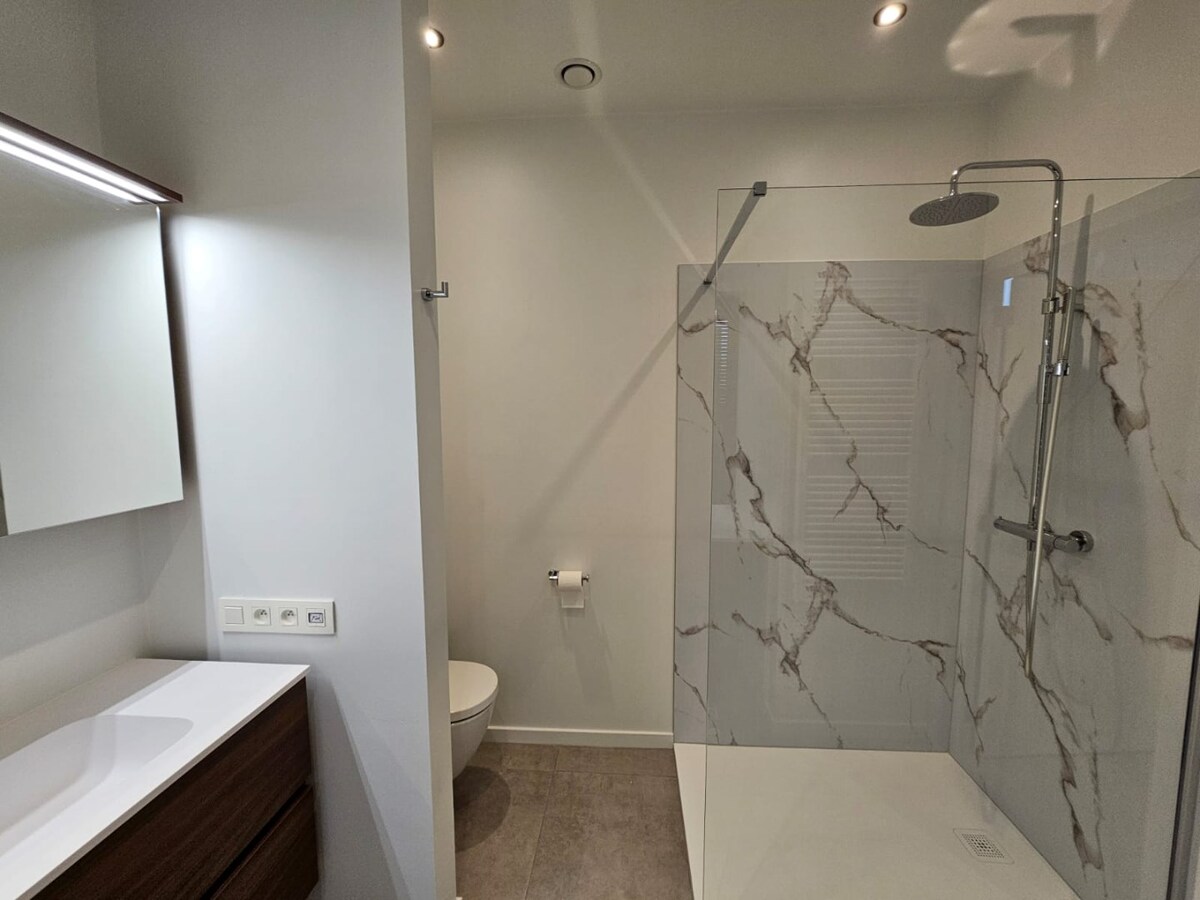 Modern gerenoveerde woning - eerste ingebruikname! 