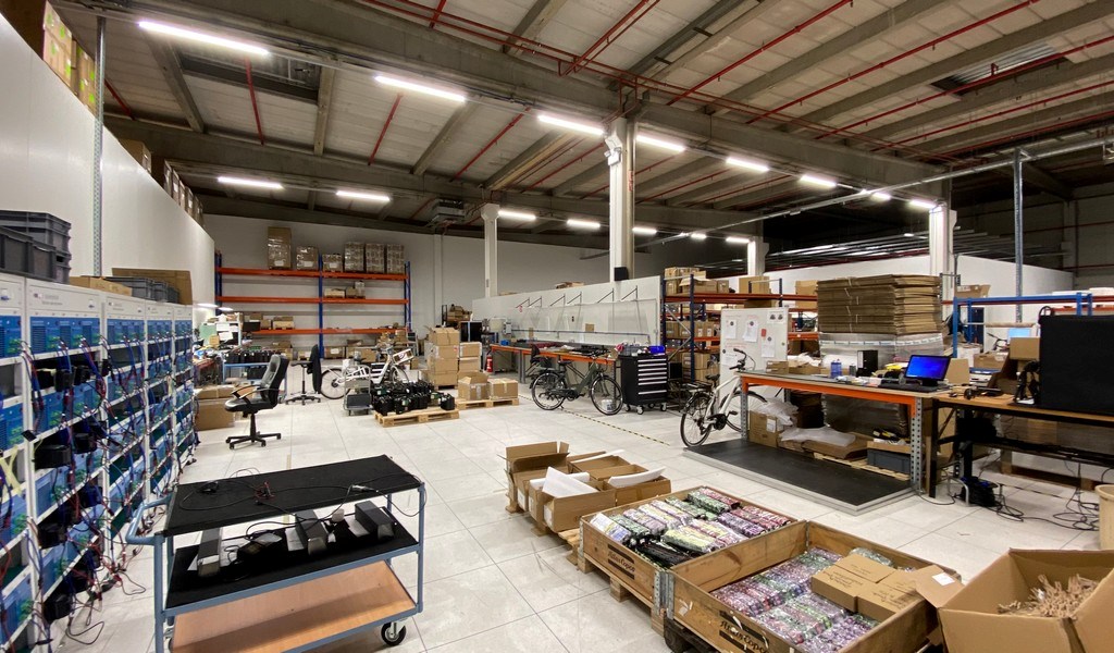 Magazijn en kantoor te huur op logistieke site te Bornem