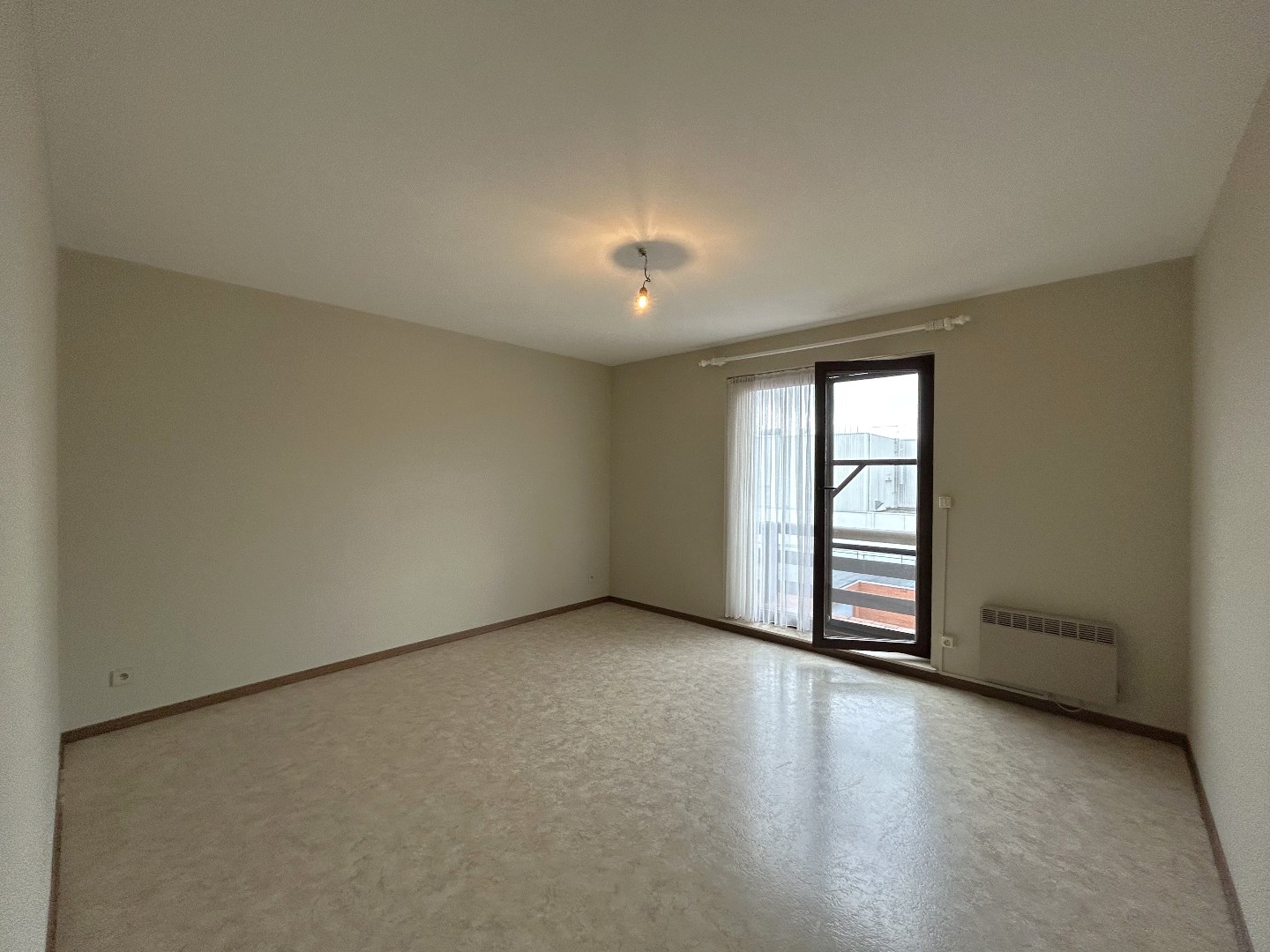 Instapklaar appartement met 2 slpk. in centrum Geel 
