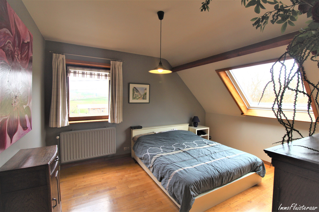 Woning met multifunctionele ruimte, stalgebouw, bouwgrond en weiland op ca. 1,67ha te Elzele (Henegouwen) 