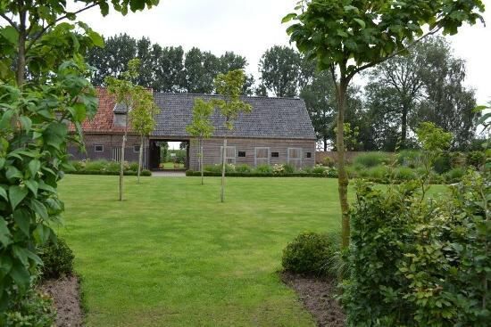 Charmant landhuis met bijgebouwen op 1,5Ha 