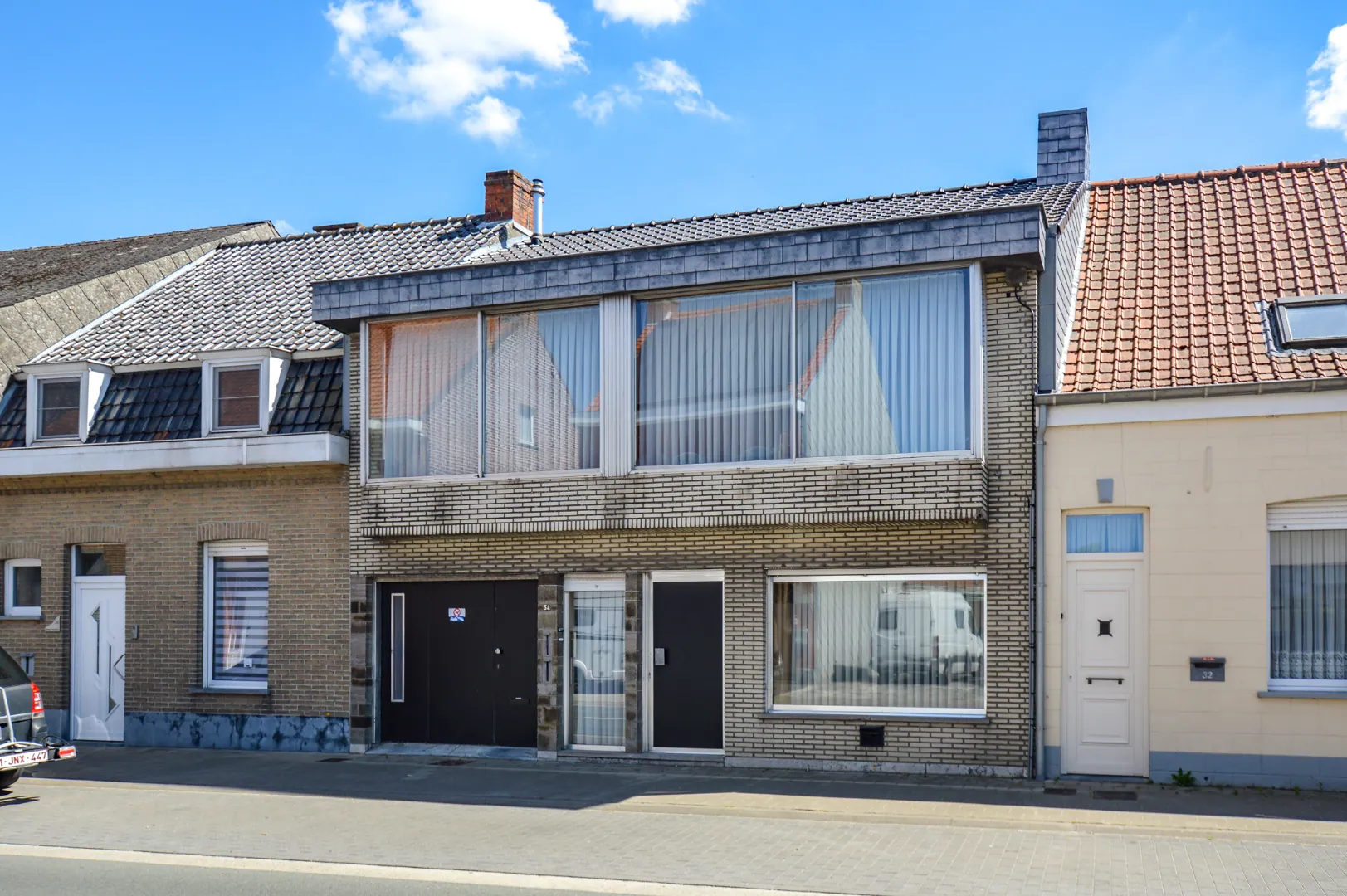 Zeer ruime woning in het centrum van Hooglede!