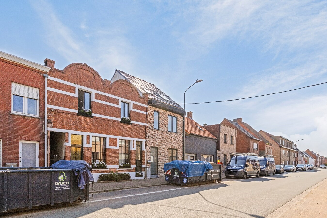 Prachtig gerenoveerde 4-slpk woning in het centrum van Stabroek! 
