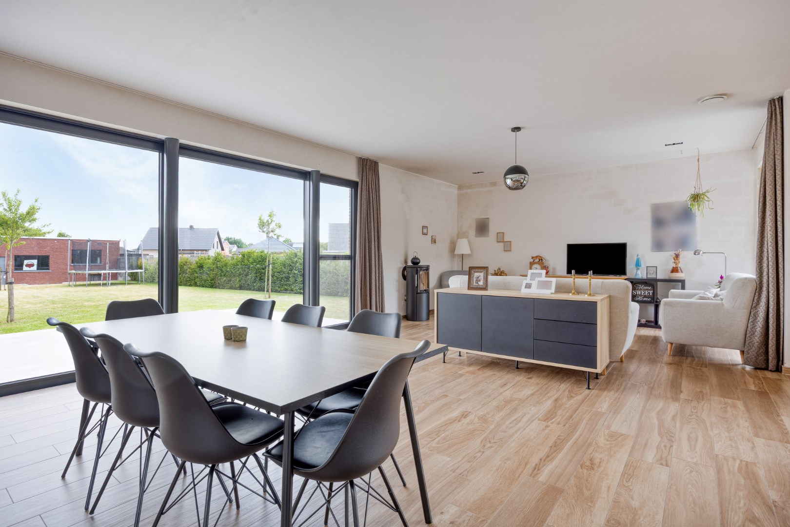 Energiezuinige gezinswoning met magazijn op ruim perceel van 10a 78ca in Balen-Hulsen 