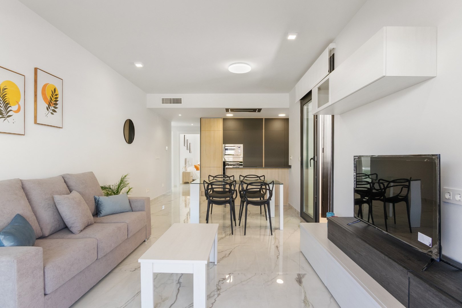 Super Ster Aanbieding! Volledig ingericht nieuw appartement aan de Costa Blanca 