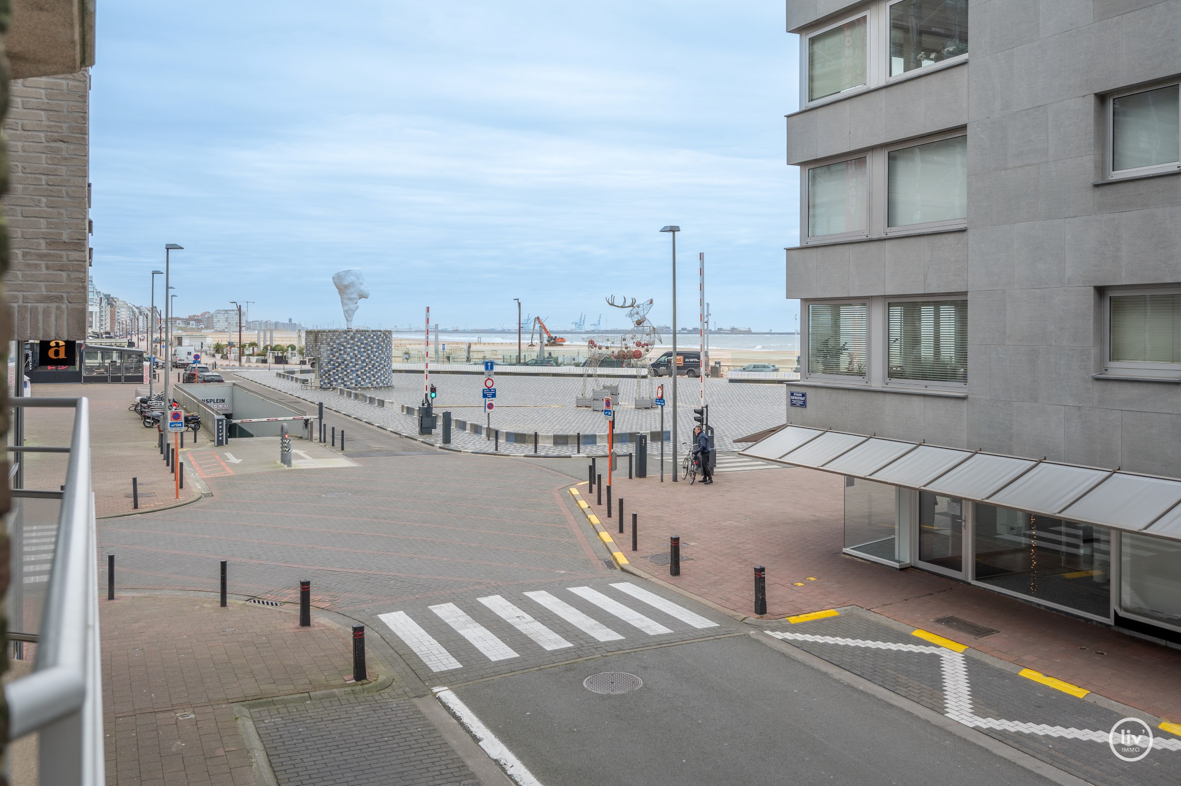 Appartement de vacances confortable avec vue partielle sur la mer, situ&#233; &#224; proximit&#233; de la place Rubens &#224; Knokke. 