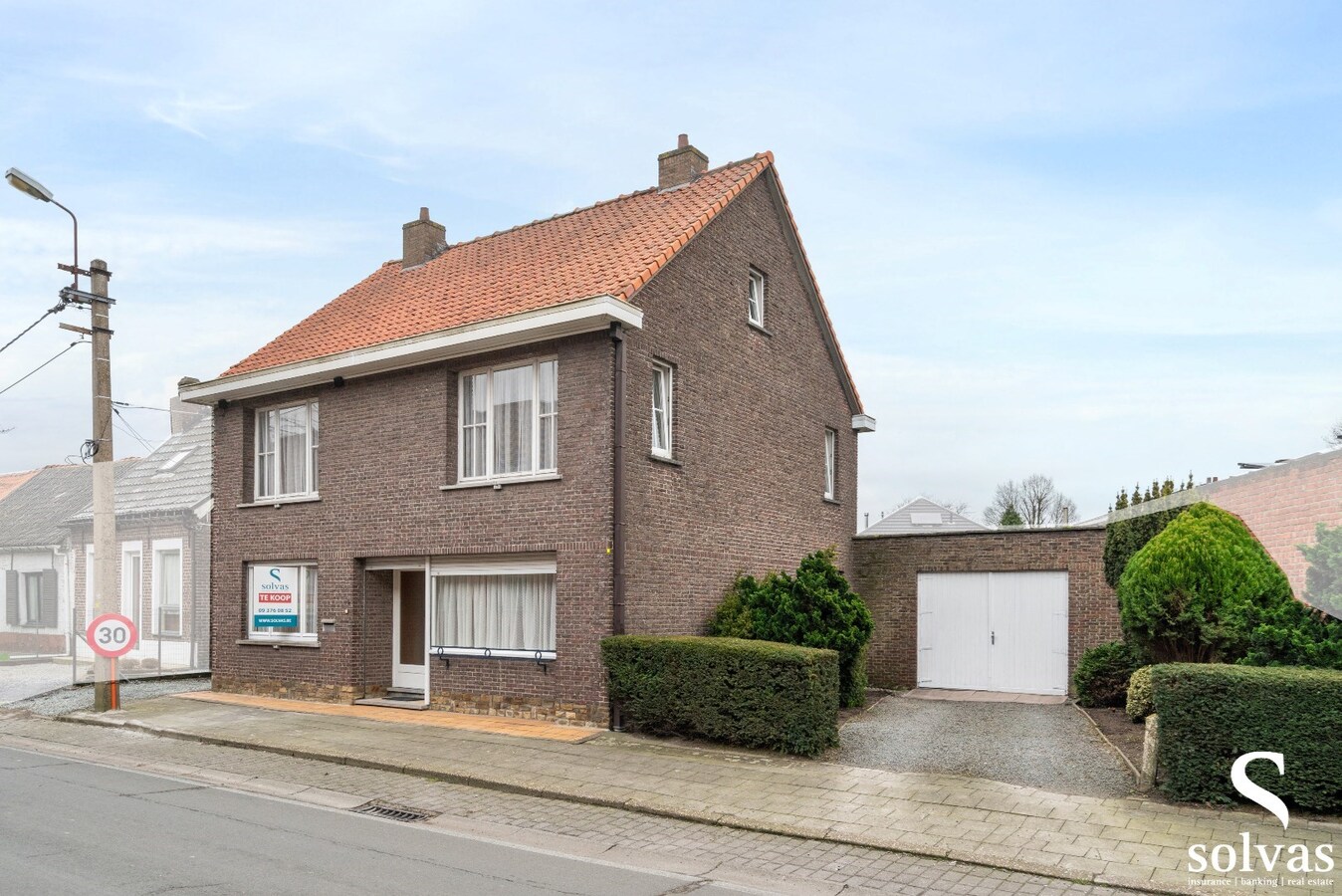 Statige vrijstaande woning te Sleidinge 