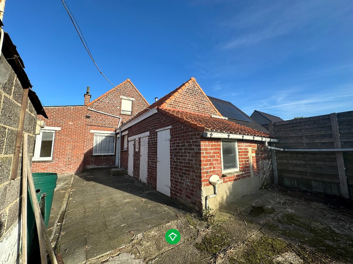 Verder af te werken halfopen bebouwing in Kortemark 