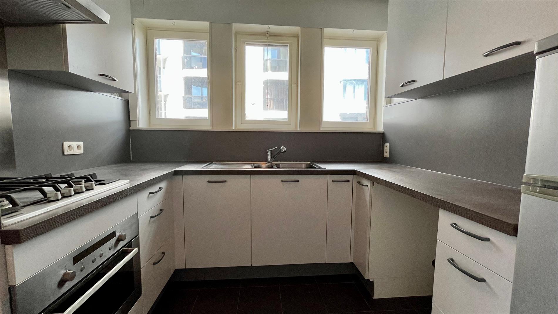 Lichtrijk gelijkvloers appartement op topligging in Knokke-Heist 