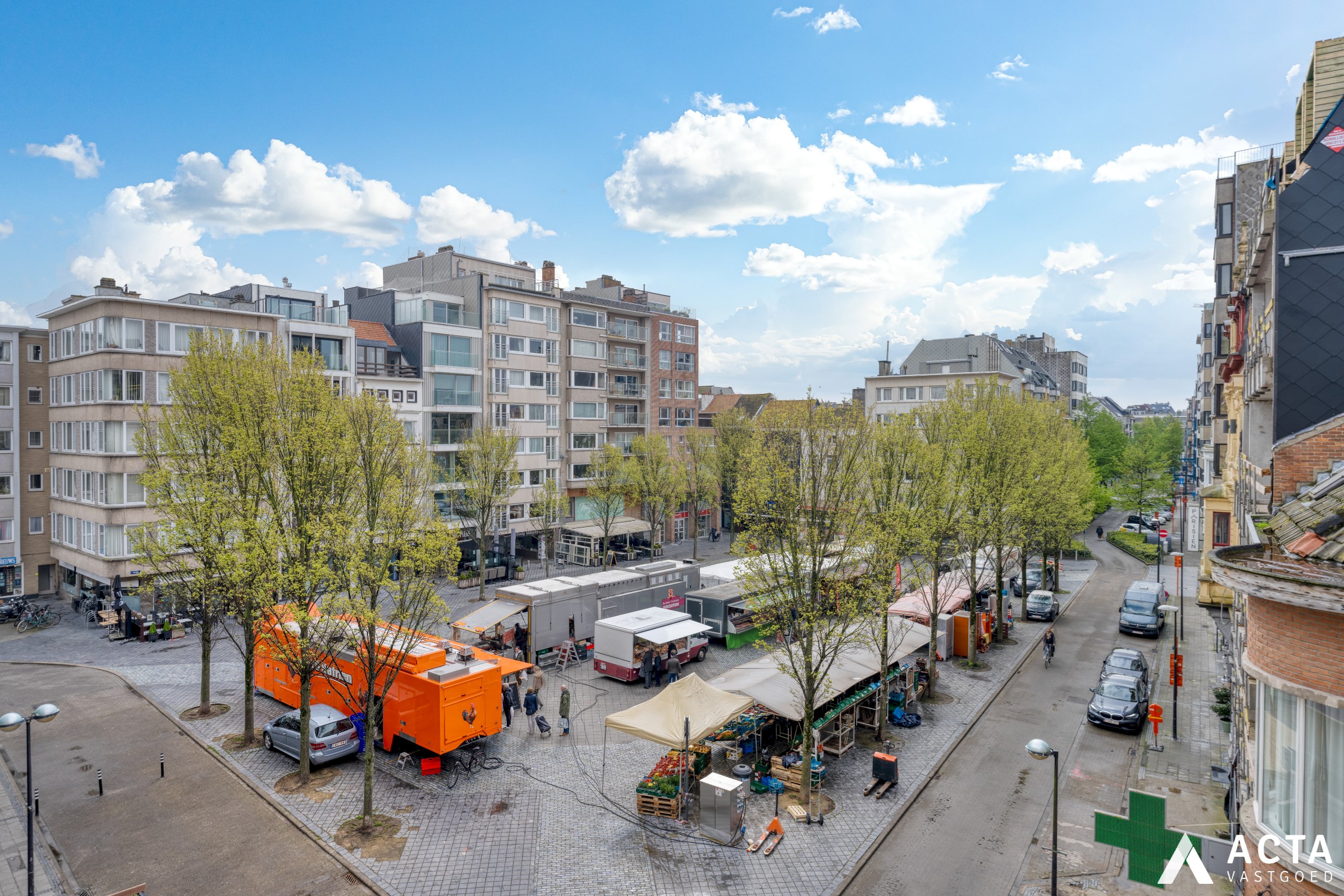 Ruim instapklaar appartement met twee slaapkamers in het centrum van Oostende 