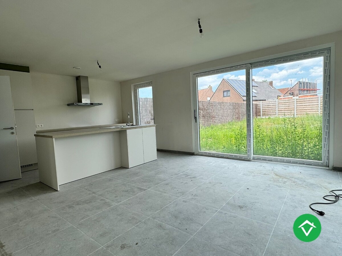 Halfopen nieuwbouwwoning met 3 slaapkamers te Koekelare 