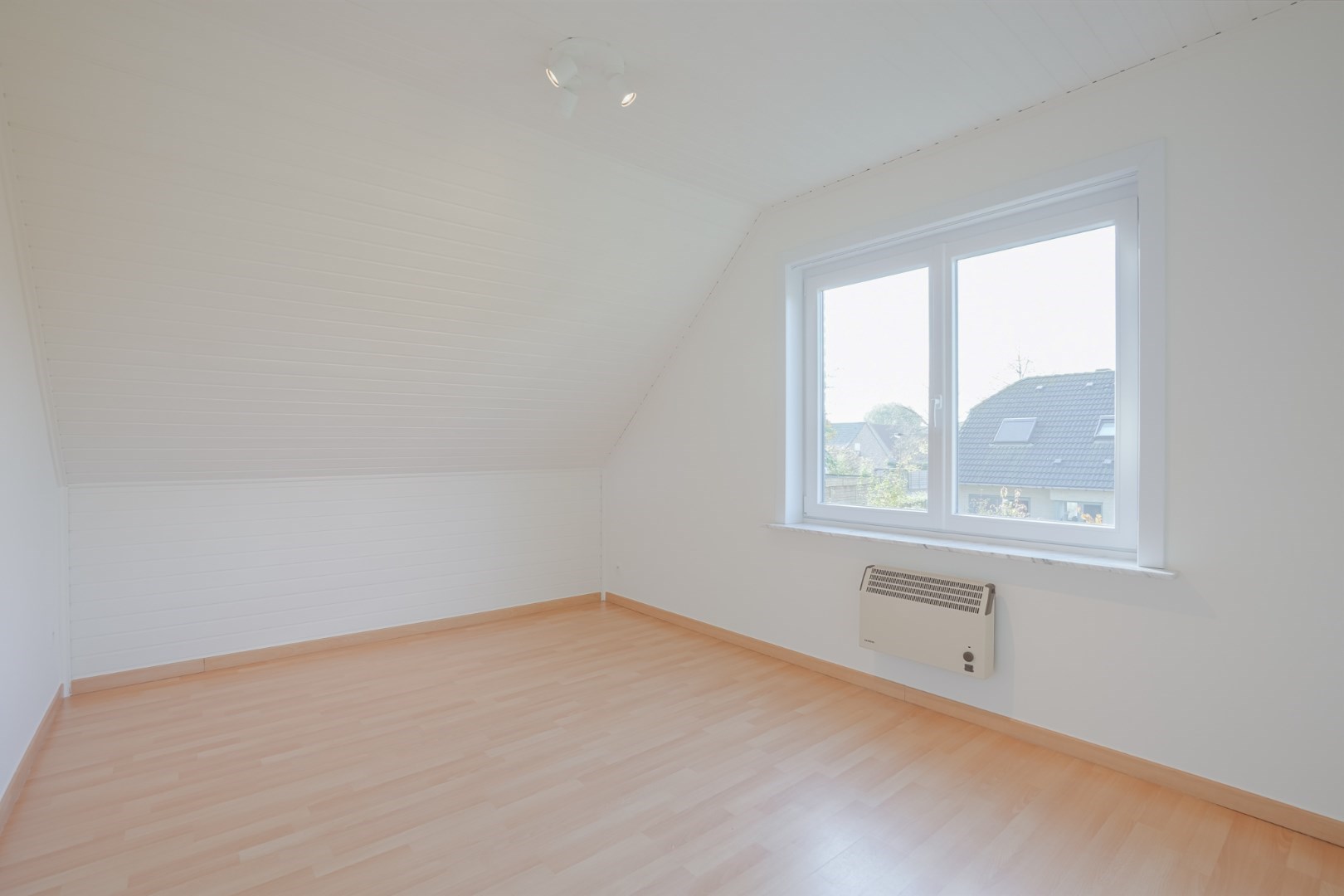 Instapklare 3slp. woning met tuin te Merelbeke 