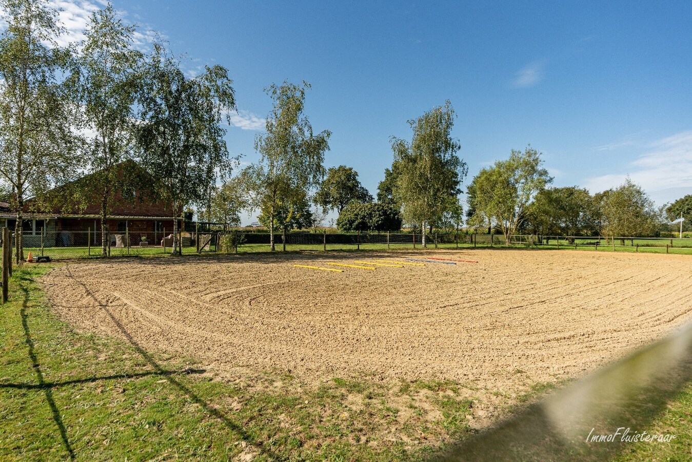 Recent gerenoveerde woning op ca. 1ha15 met paardenfaciliteiten te Bree 