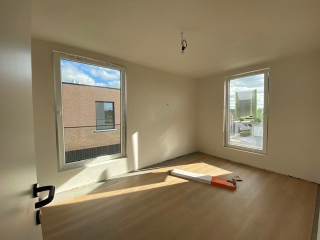 Nieuwbouw halfopen woning op een goeie ligging in gloednieuwe verkaveling! 