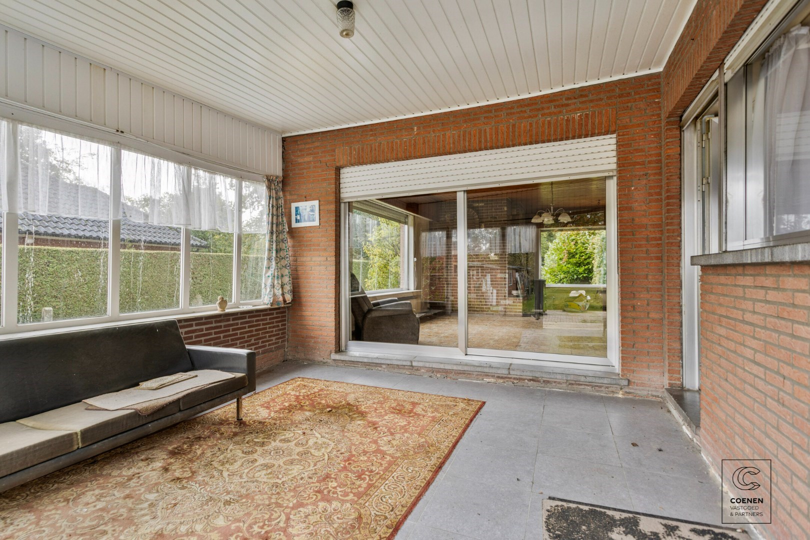 Te renoveren woning met 4a5 slpk&#39;s, bew. opp. van 236m&#178; op een perceel van maar liefst 4.057 m&#178; te Westmalle! 