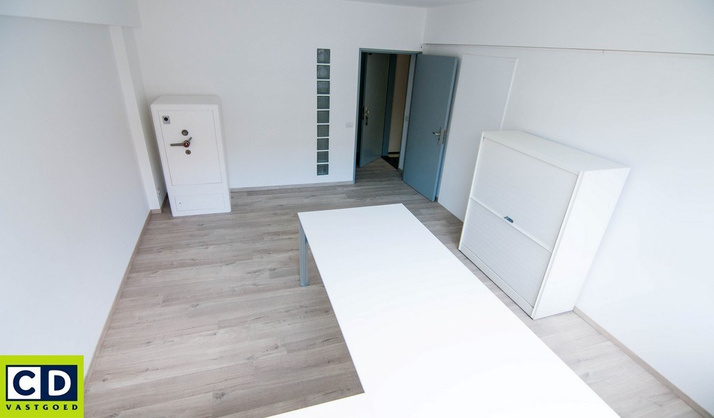 Kantoren met dienstverlening in Antwerp Diamond Center 