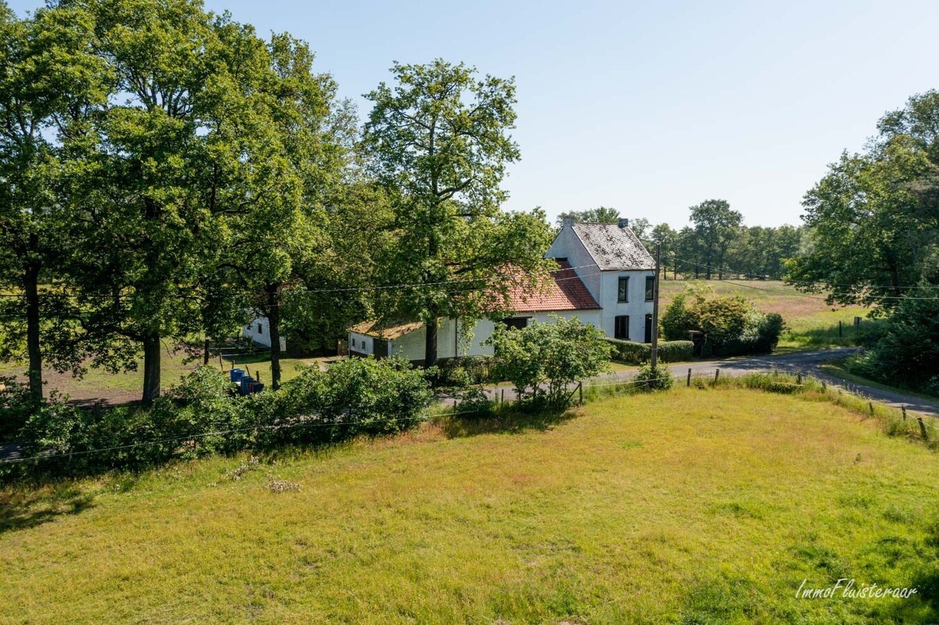 Hoeve op een uitzonderlijke locatie op ca. 5ha te Ham 