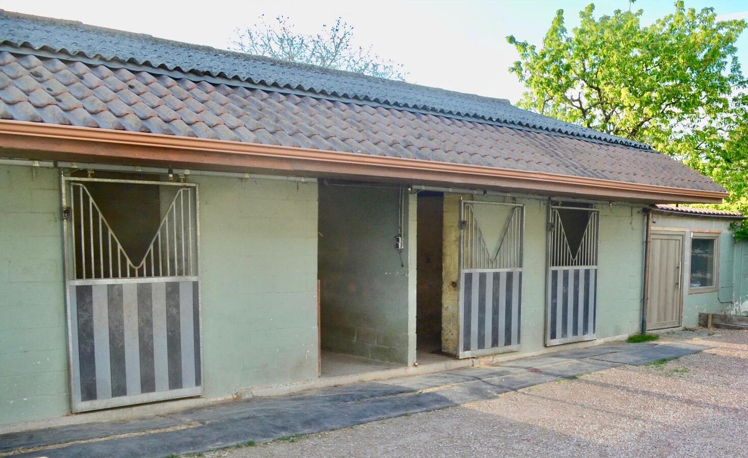 Property sold in Twee-akren