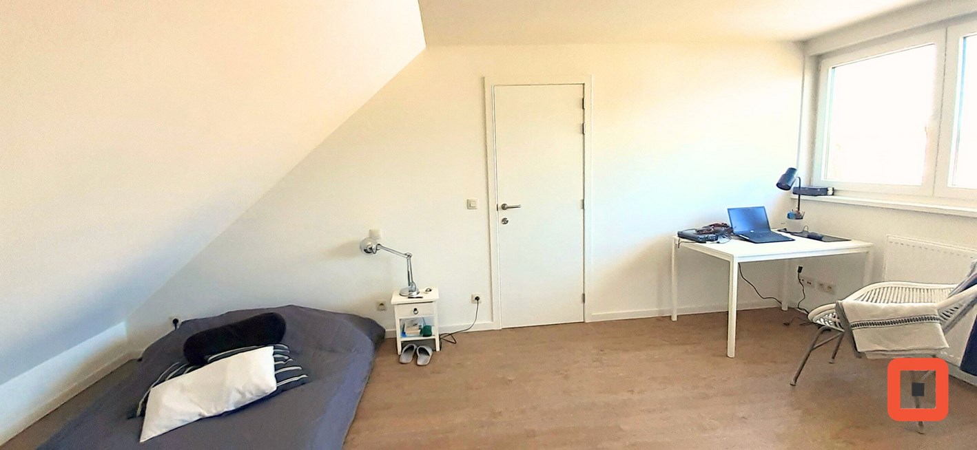 Karaktervolle herenwoning met 4 vergunde appartementen in centrum Gent! 