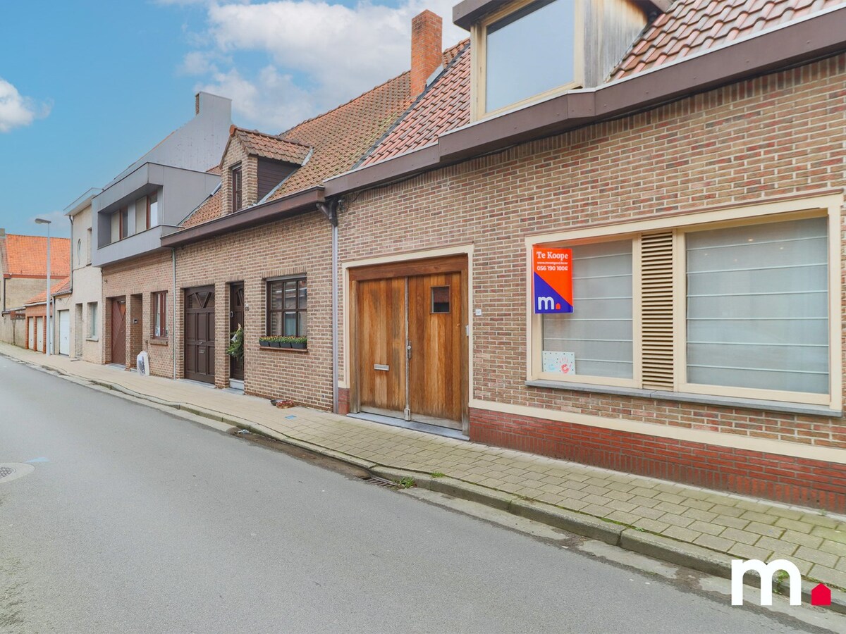 Instapklare woning te Bissegem met zonnige grote tuin! 